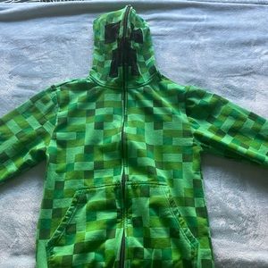 Minecraft boy’s full zip-up jacket size XL